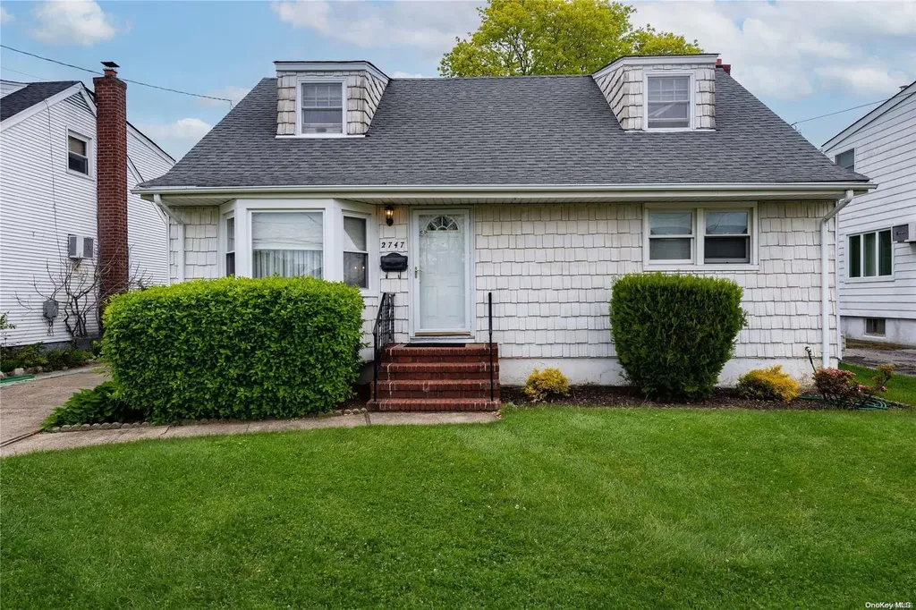 2747 Landing Avenue Bellmore NY 11710