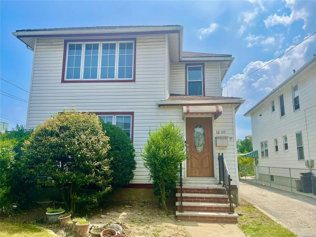 1207 154th Street Whitestone NY 11357