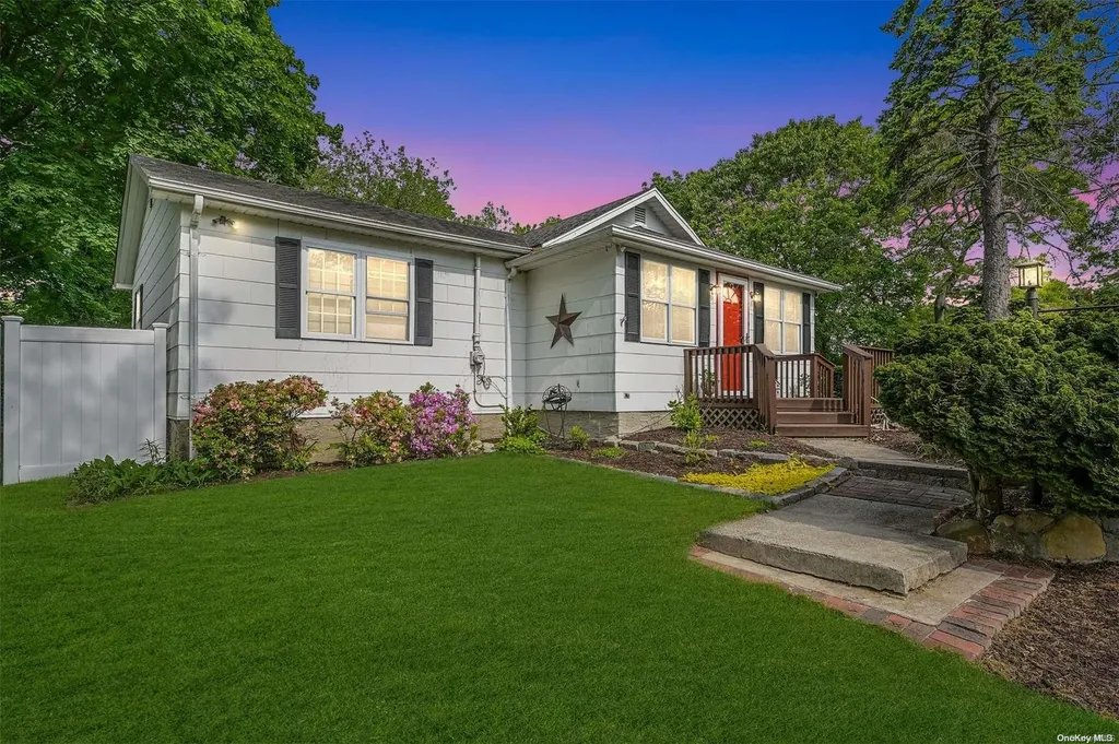 70 Zenith Road Rocky Point NY 11778