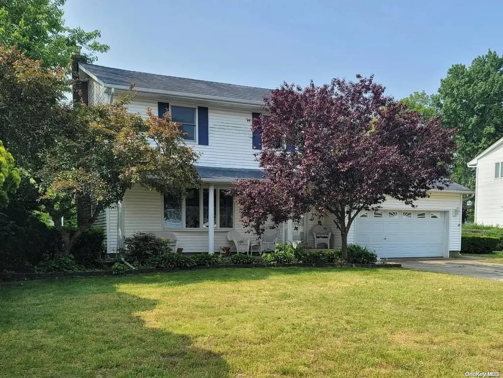 29 Montrose Drive Commack NY 11725