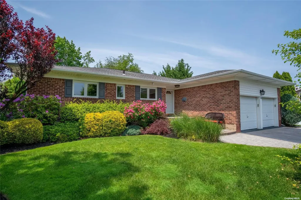 20 Orange Drive Jericho NY 11753