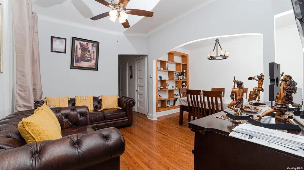 58-59 78th Avenue Glendale NY 11385