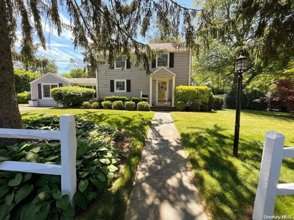3 Polly Lane Glen Head NY 11545