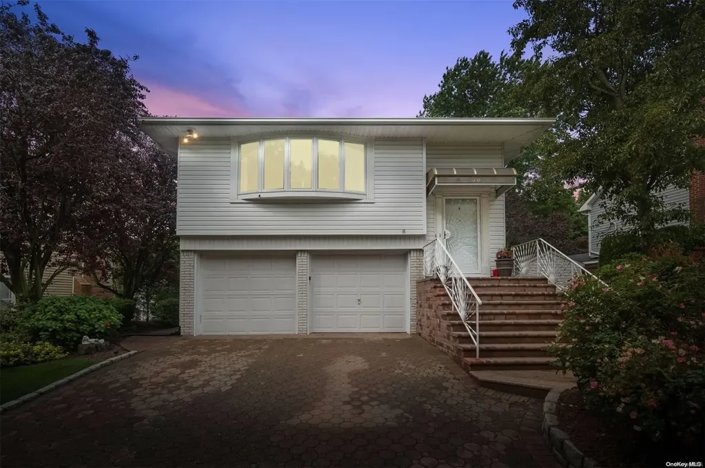 50 W Lane Drive Plainview NY 11803