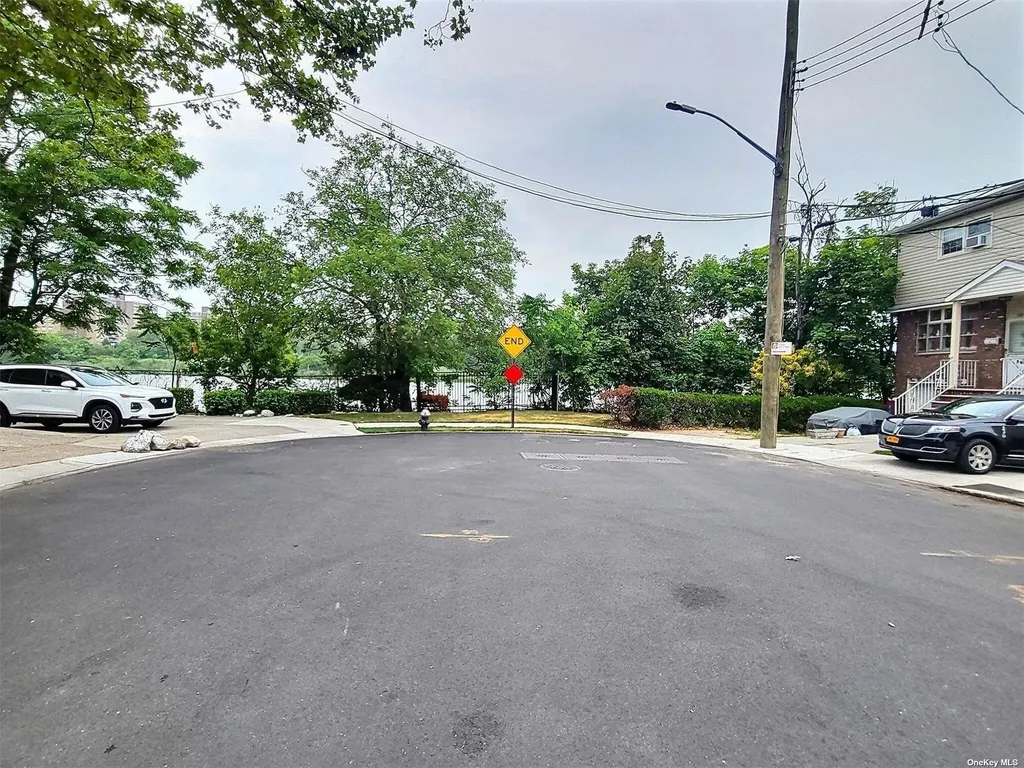 10830 Avenue N Brooklyn NY 11236
