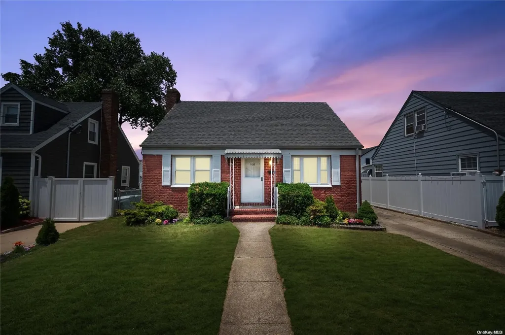 1106 Rottkamp Street Valley Stream NY 11580