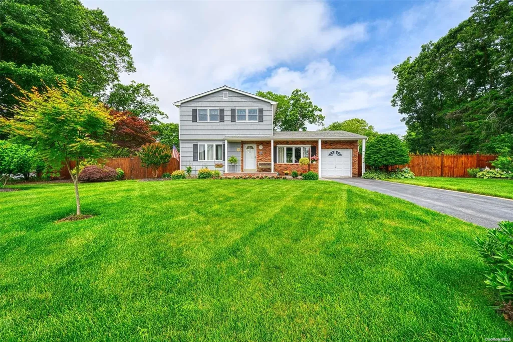 7 Ram Court Patchogue NY 11772