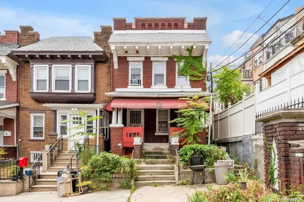 2 Van Siclen Court Brooklyn NY 11207