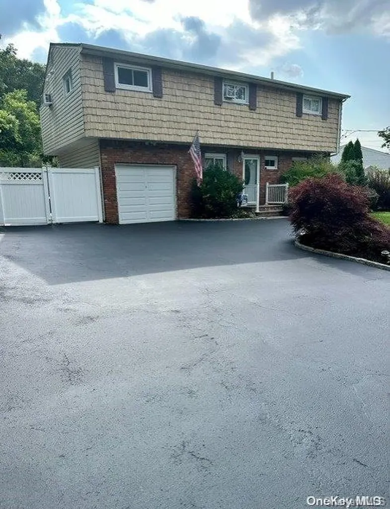 10 Joy Road Selden NY 11784
