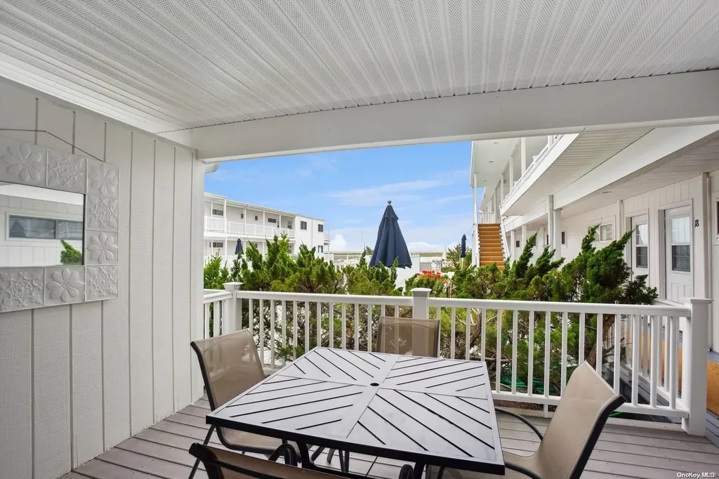 281 Dune Road Westhampton Beach NY 11978