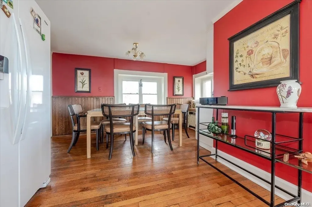 45 East Loop Road Staten Island NY 10304