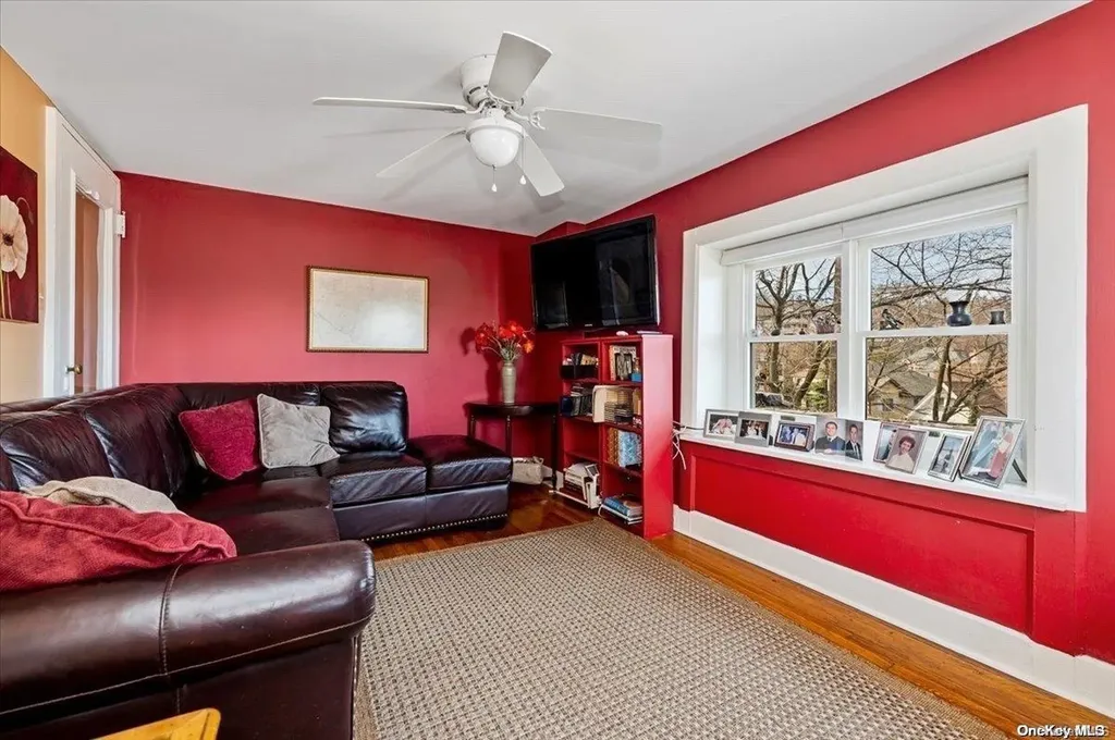 45 East Loop Road Staten Island NY 10304