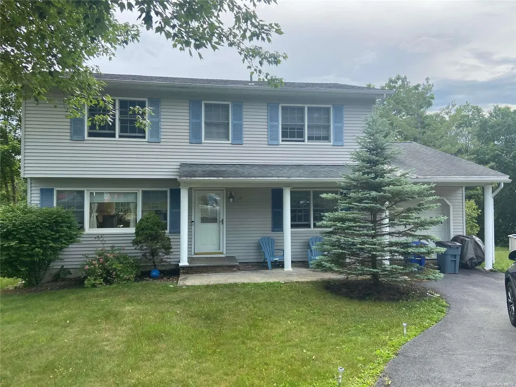 18 Letts Circle Monroe NY 10950