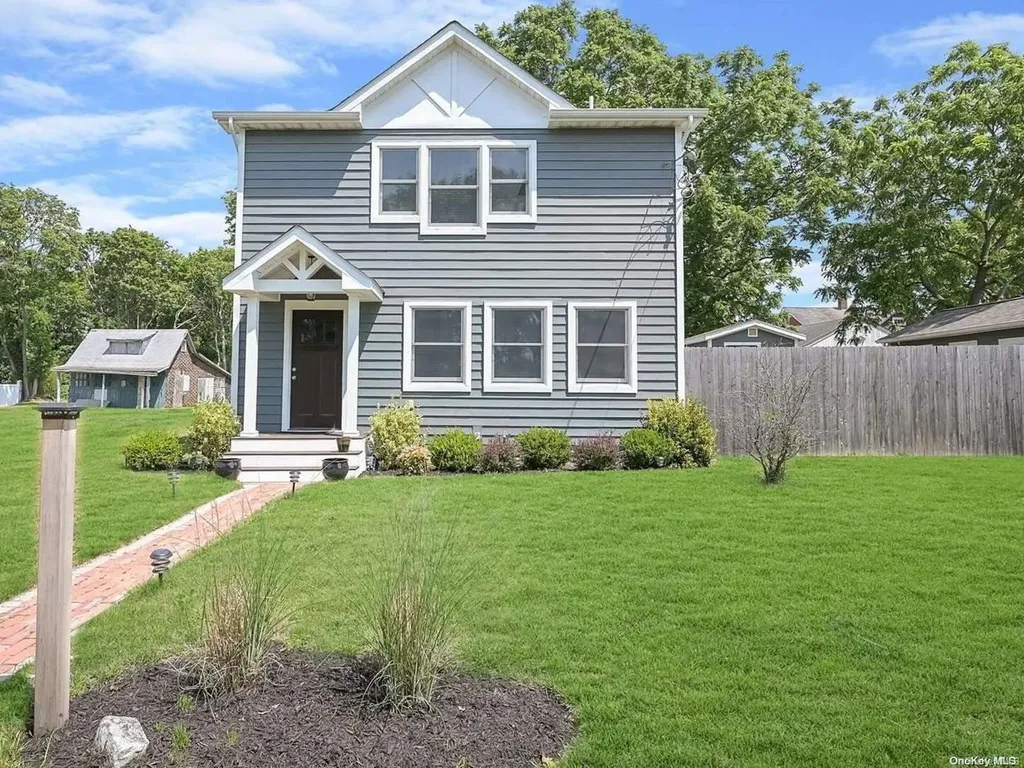 79 Columbia Street Patchogue NY 11772