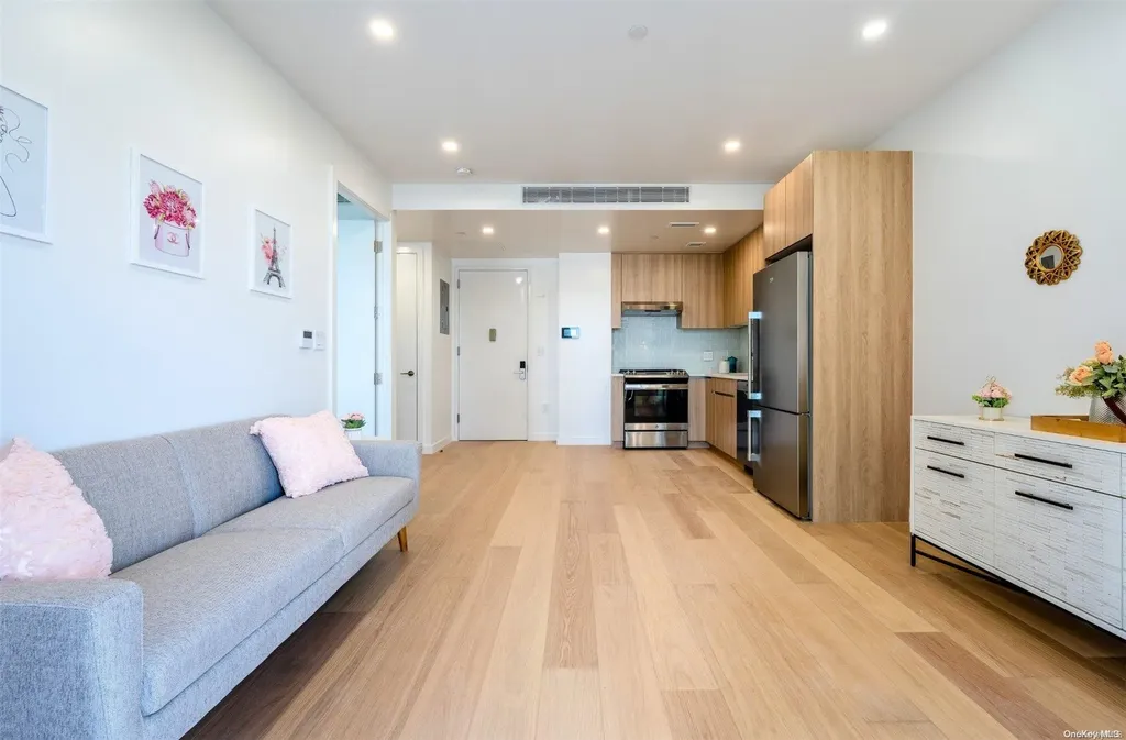134-16 35th Avenue Flushing NY 11354