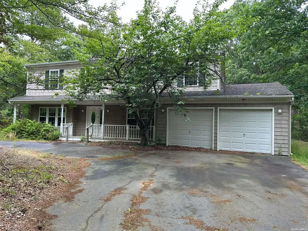 45 Cobblestone Drive Shoreham NY 11786