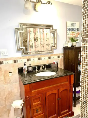 746 Vivian Court Baldwin NY 11510