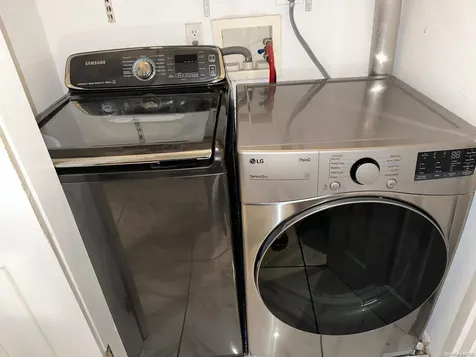 746 Vivian Court Baldwin NY 11510