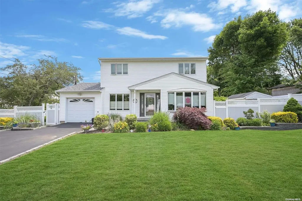2265 5th Avenue Ronkonkoma NY 11779