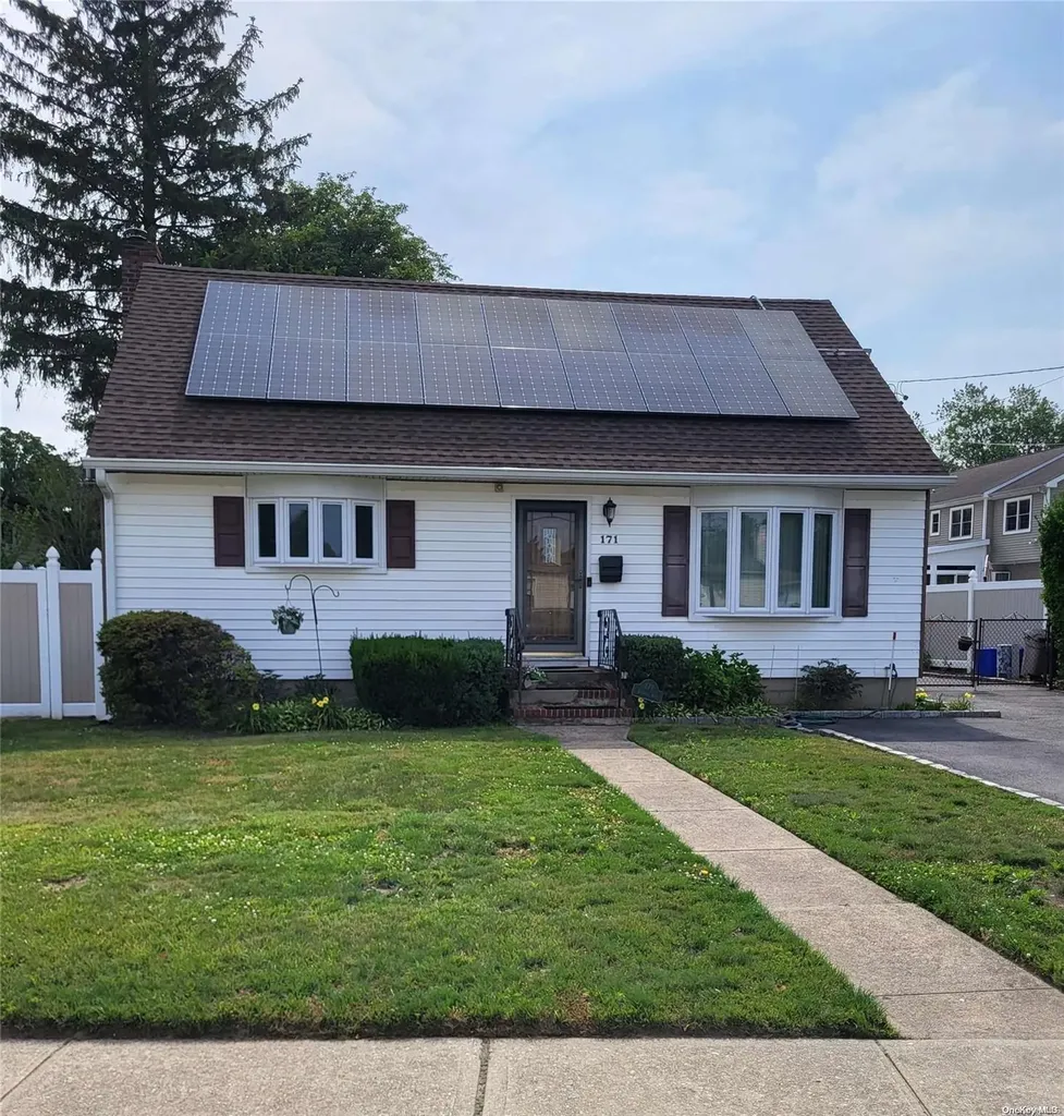 171 Belmont Avenue West Babylon NY 11704