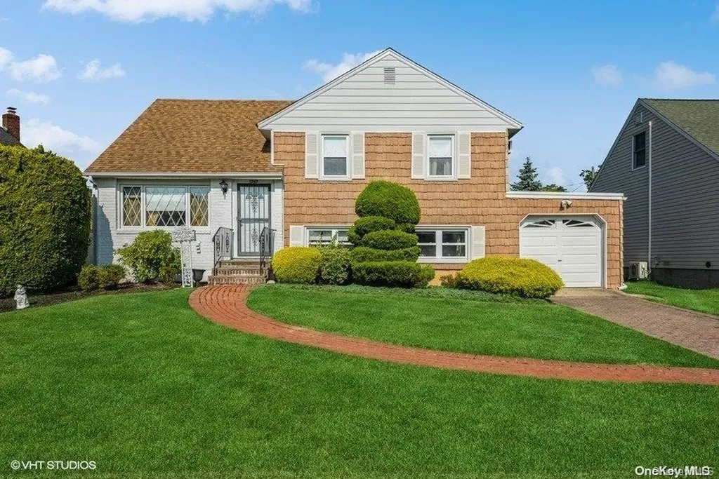 3767 Bernard Drive Wantagh NY 11793