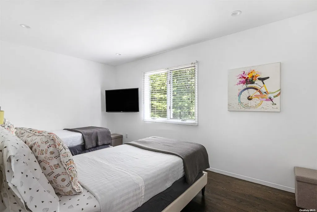 3 Peters Path East Hampton NY 11937