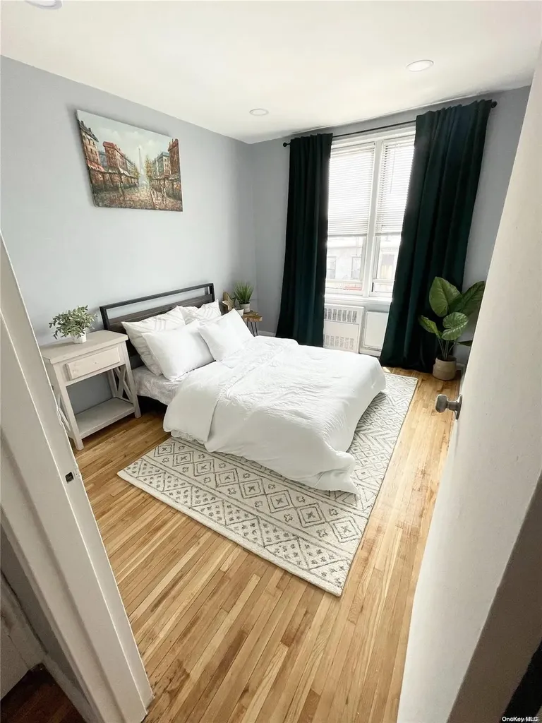 720 E31st Brooklyn NY 11210