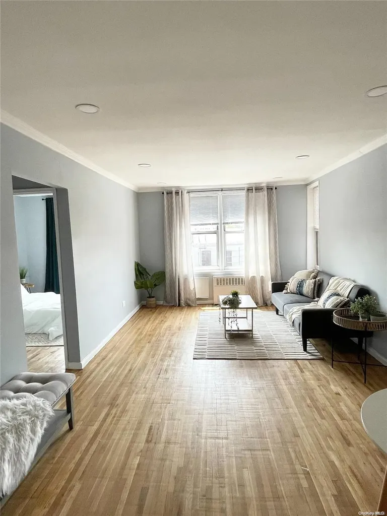 720 E31st Brooklyn NY 11210