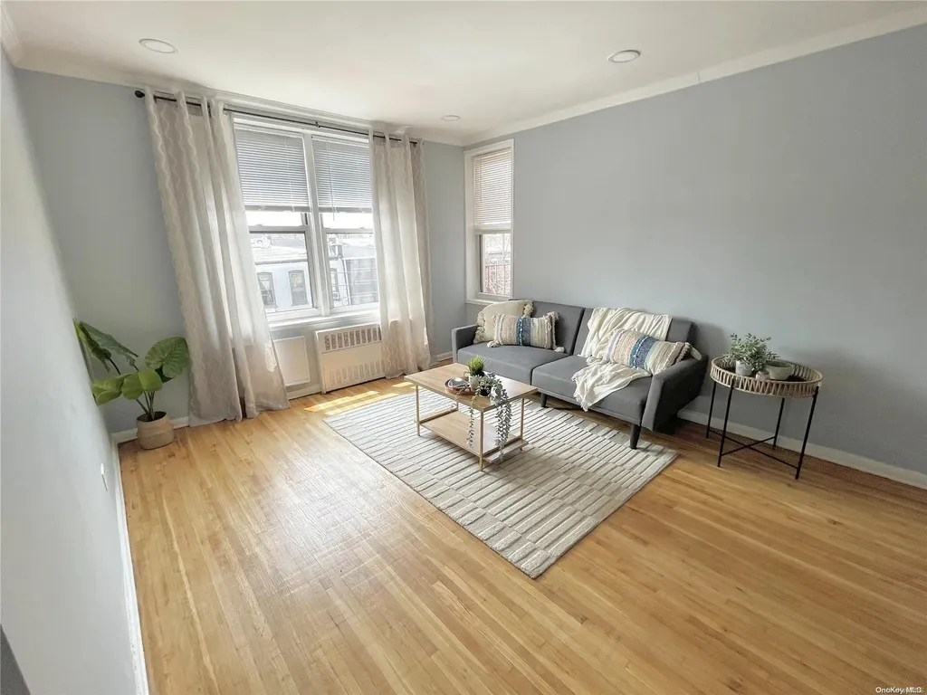 720 E31st Brooklyn NY 11210