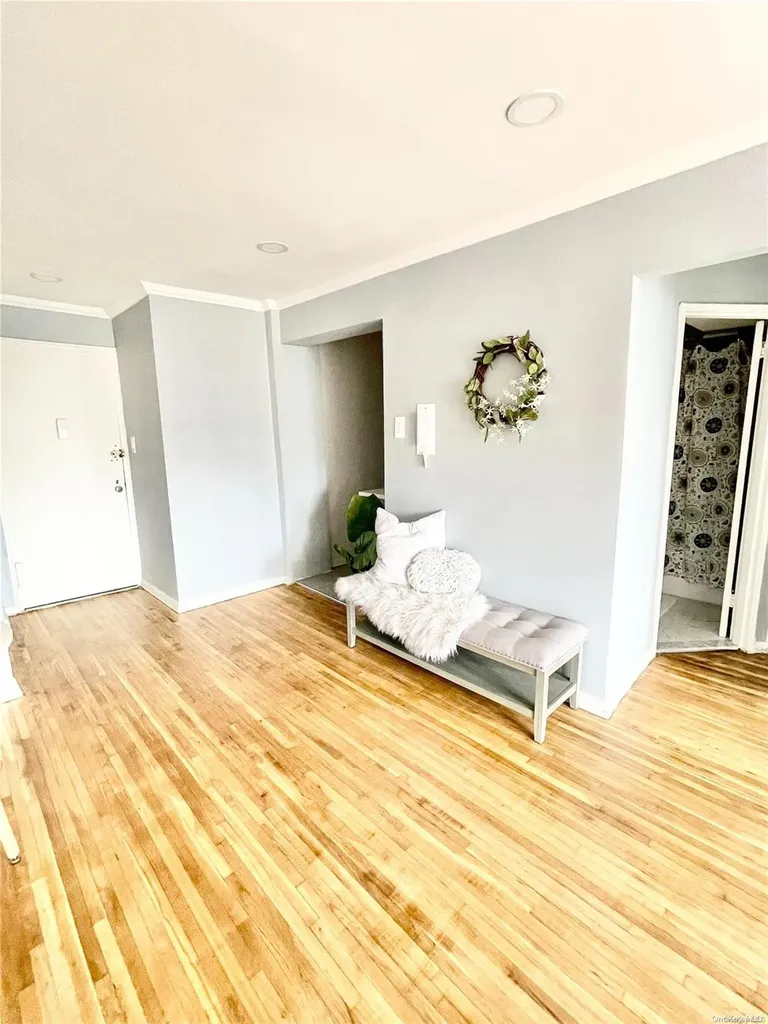 720 E31st Brooklyn NY 11210