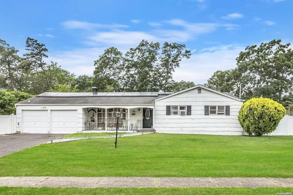 38 Milford Drive Central Islip NY 11722