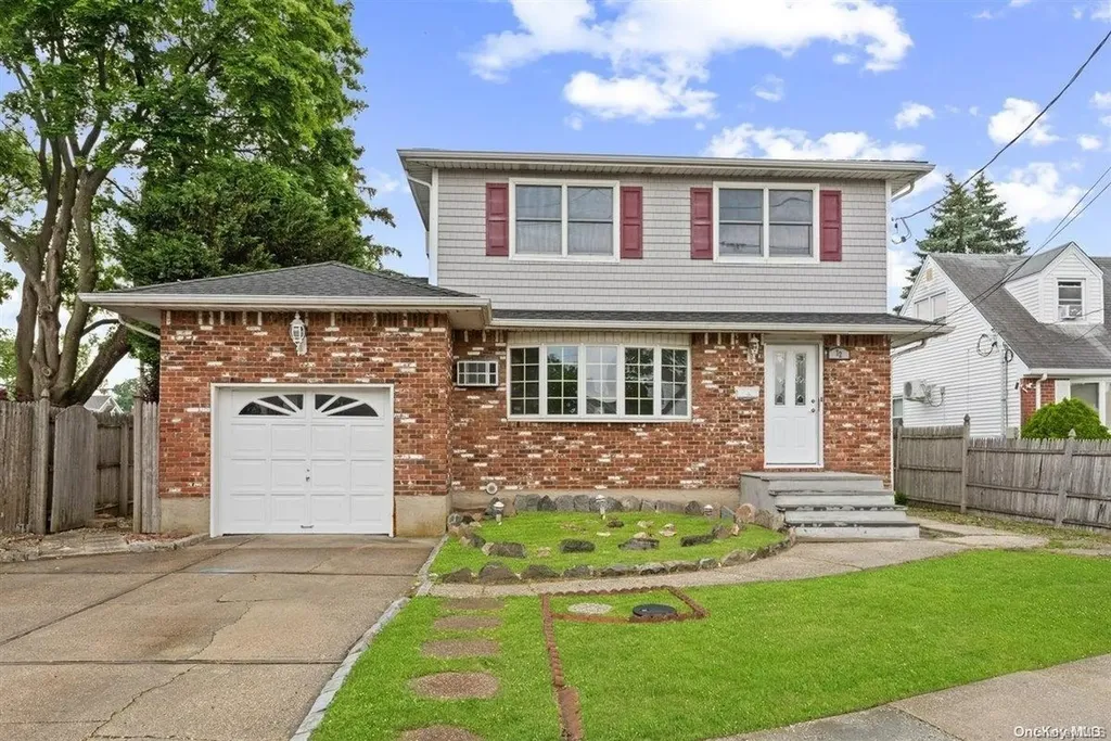 72 Bethpage Road Hicksville NY 11801