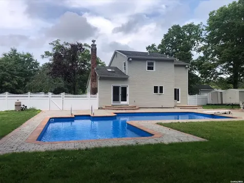 52 W Woodside Avenue Patchogue NY 11772