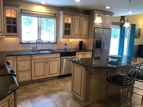 52 W Woodside Avenue Patchogue NY 11772