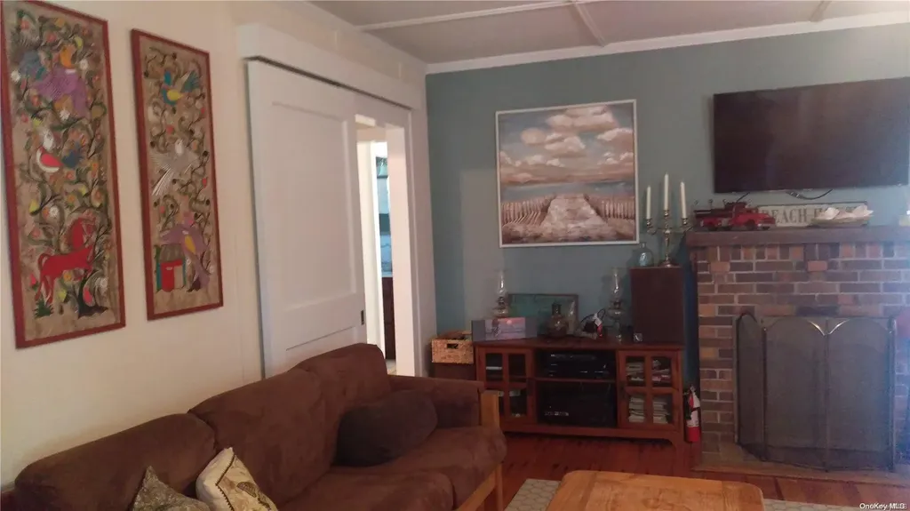 352 Surf Road Ocean Beach NY 11770