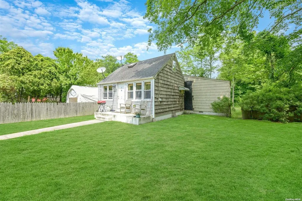 101 Jefferson Drive Mastic Beach NY 11951