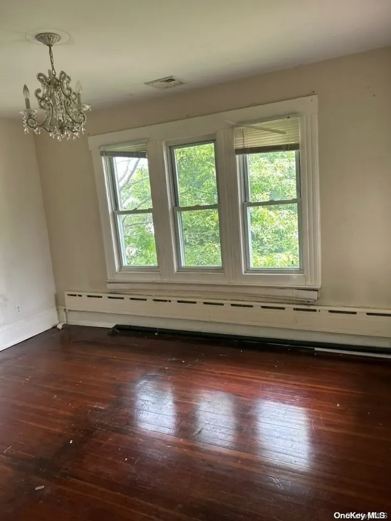 508 Monroe Street Cedarhurst NY 11516