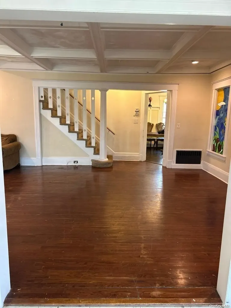 508 Monroe Street Cedarhurst NY 11516