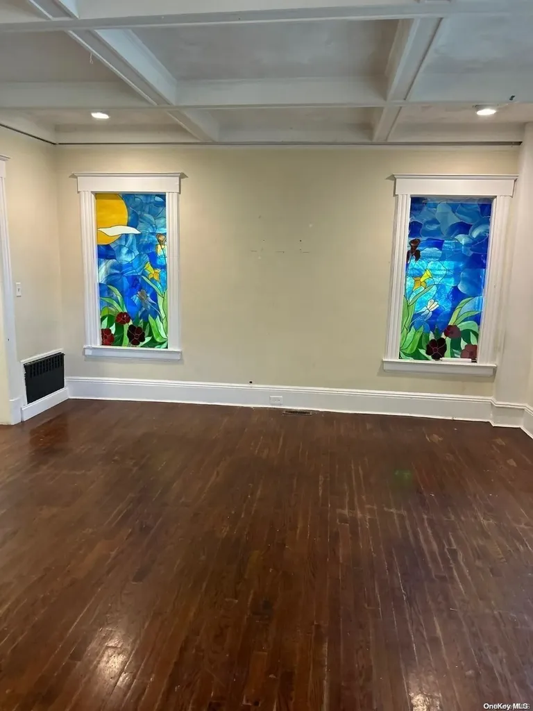 508 Monroe Street Cedarhurst NY 11516