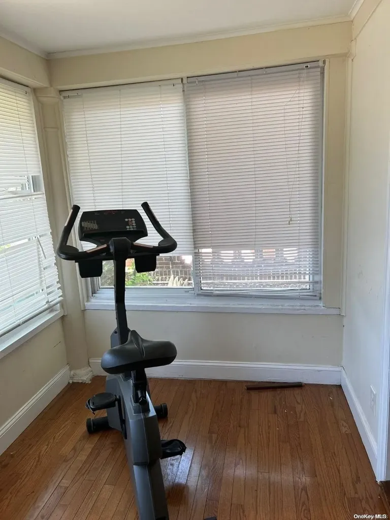 508 Monroe Street Cedarhurst NY 11516