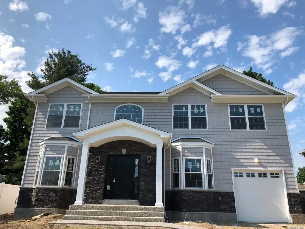 26 Arbor Road Syosset NY 11791
