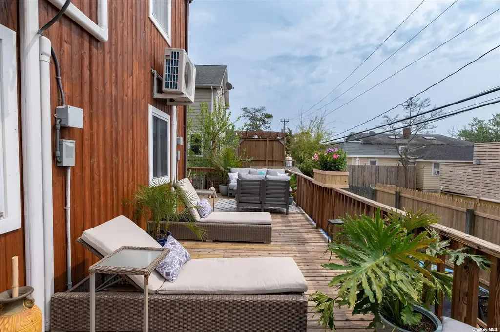 337 Dehnhoff Ocean Beach NY 11770