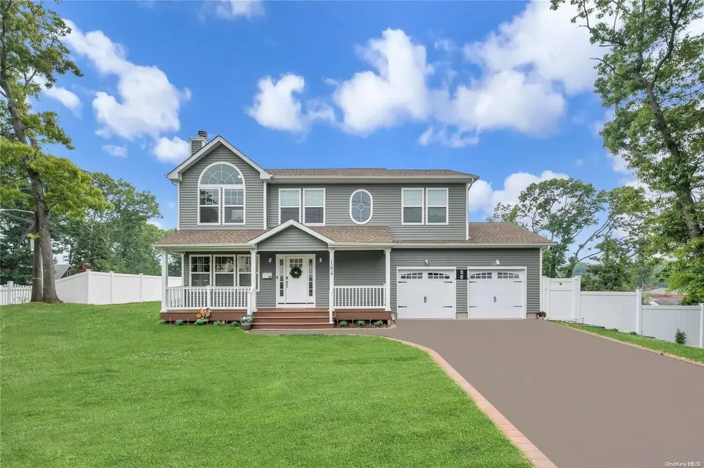 184 Victory Drive Ronkonkoma NY 11779