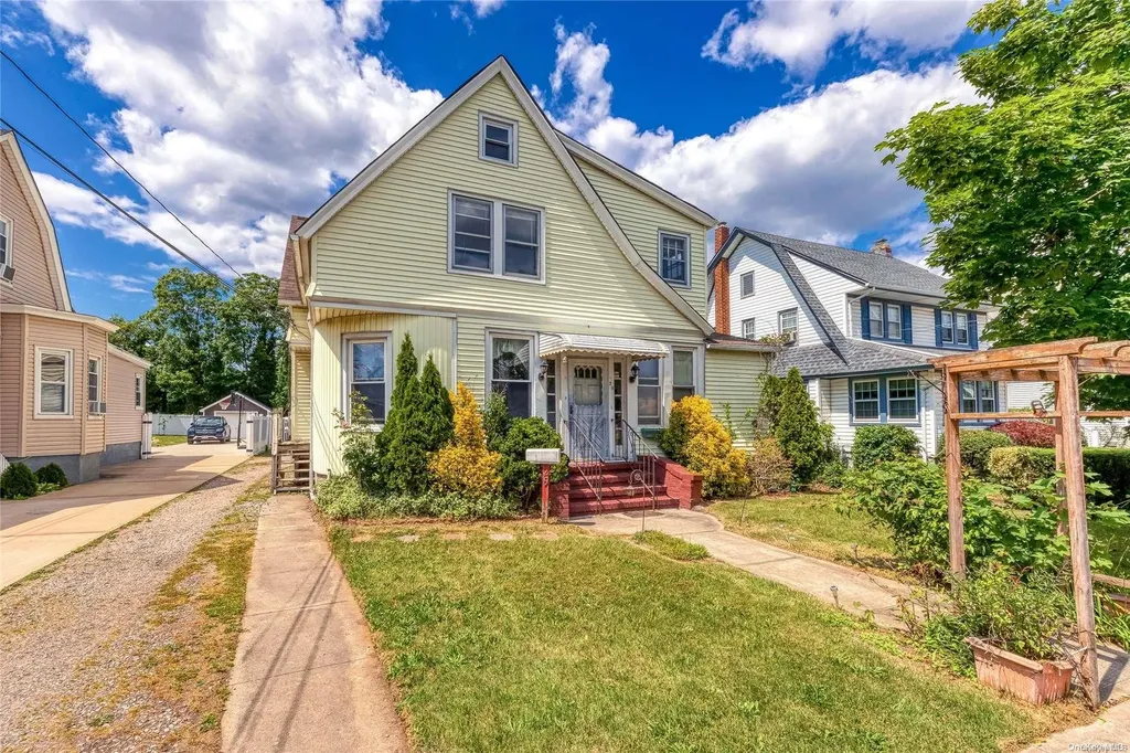 29 Harrison Avenue Lynbrook NY 11563
