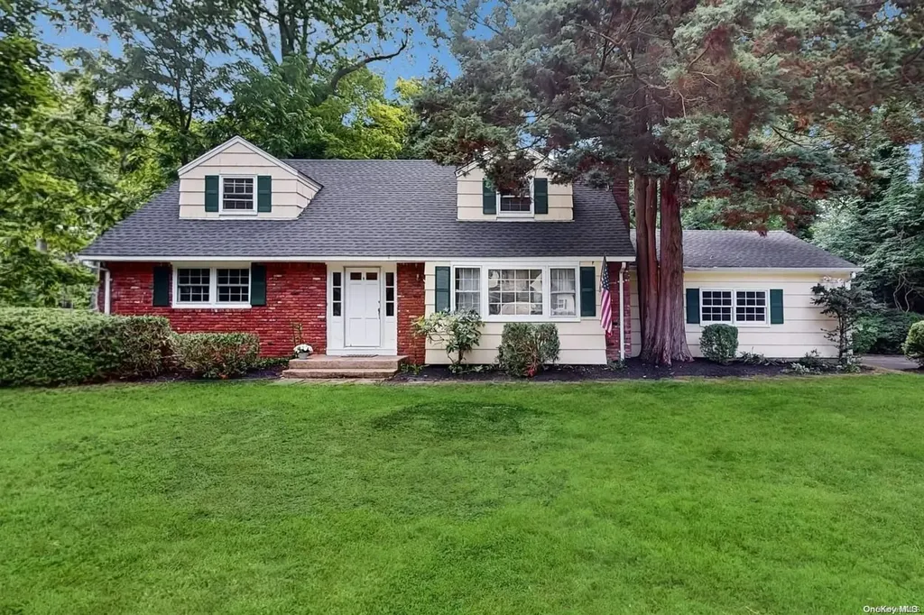 33 William Penn Drive Stony Brook NY 11790