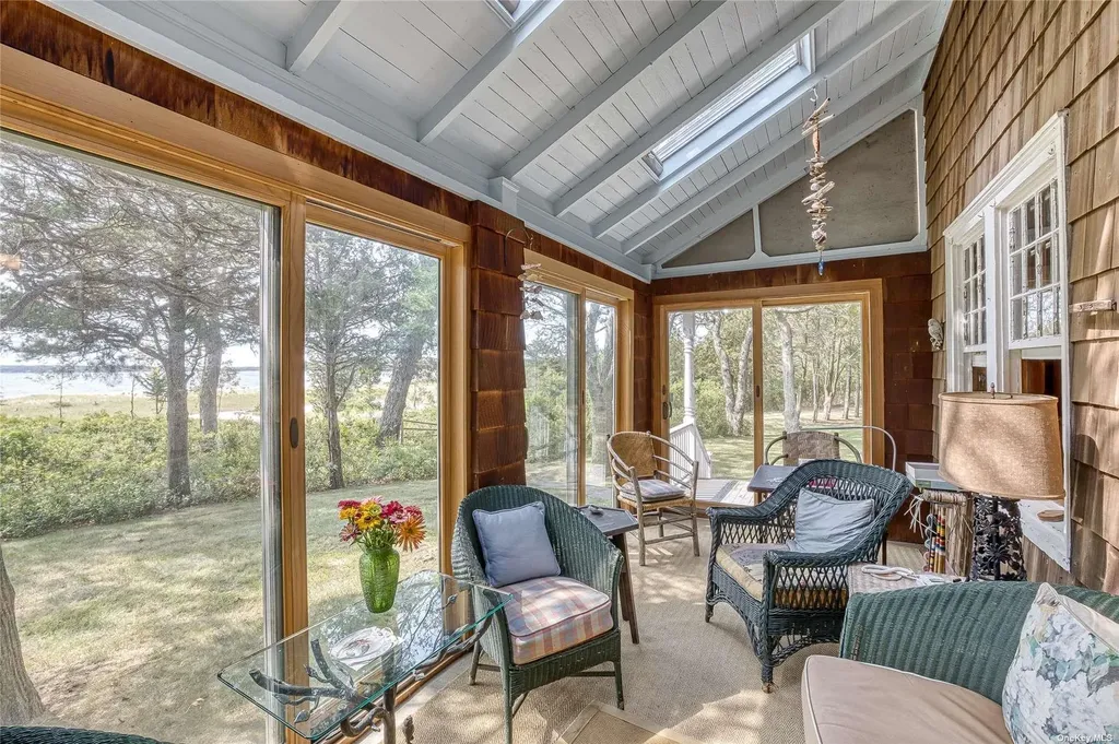 1695 Old Woods Path Southold NY 11971