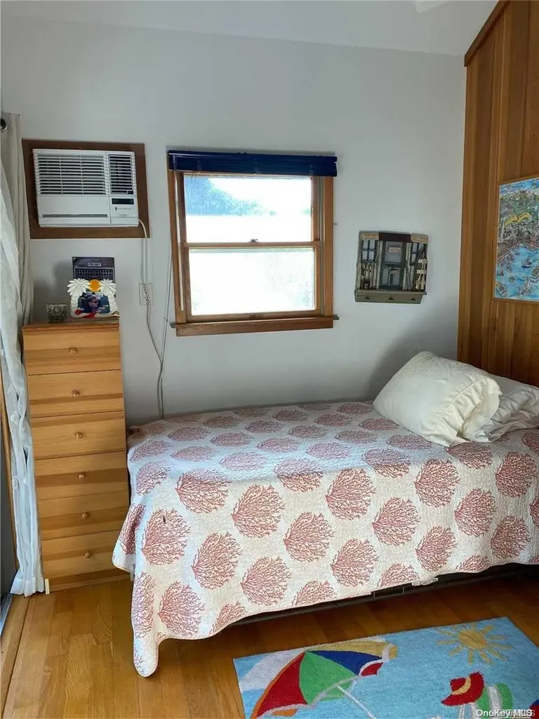 373 Dehnhoff Walk Ocean Beach NY 11770