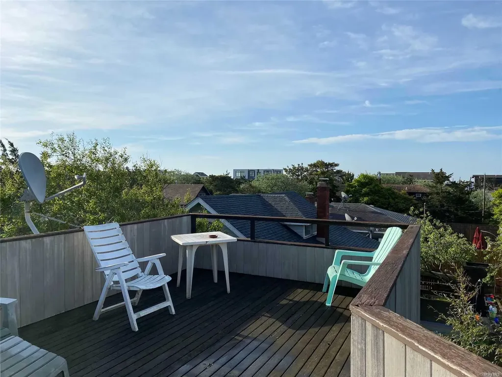 373 Dehnhoff Walk Ocean Beach NY 11770