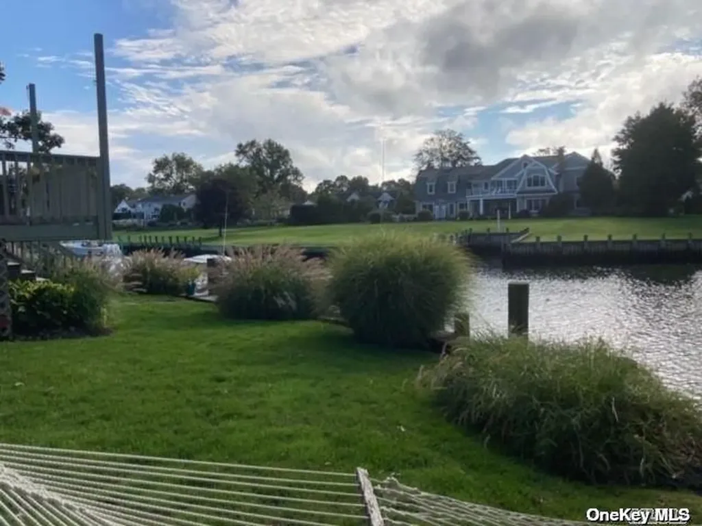 61 Brookside Jamesport NY 11947