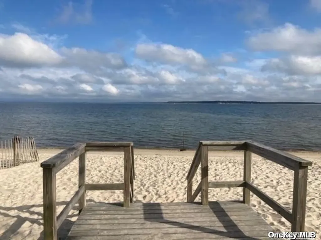 61 Brookside Jamesport NY 11947